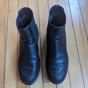Aquatalia Chelsea boots